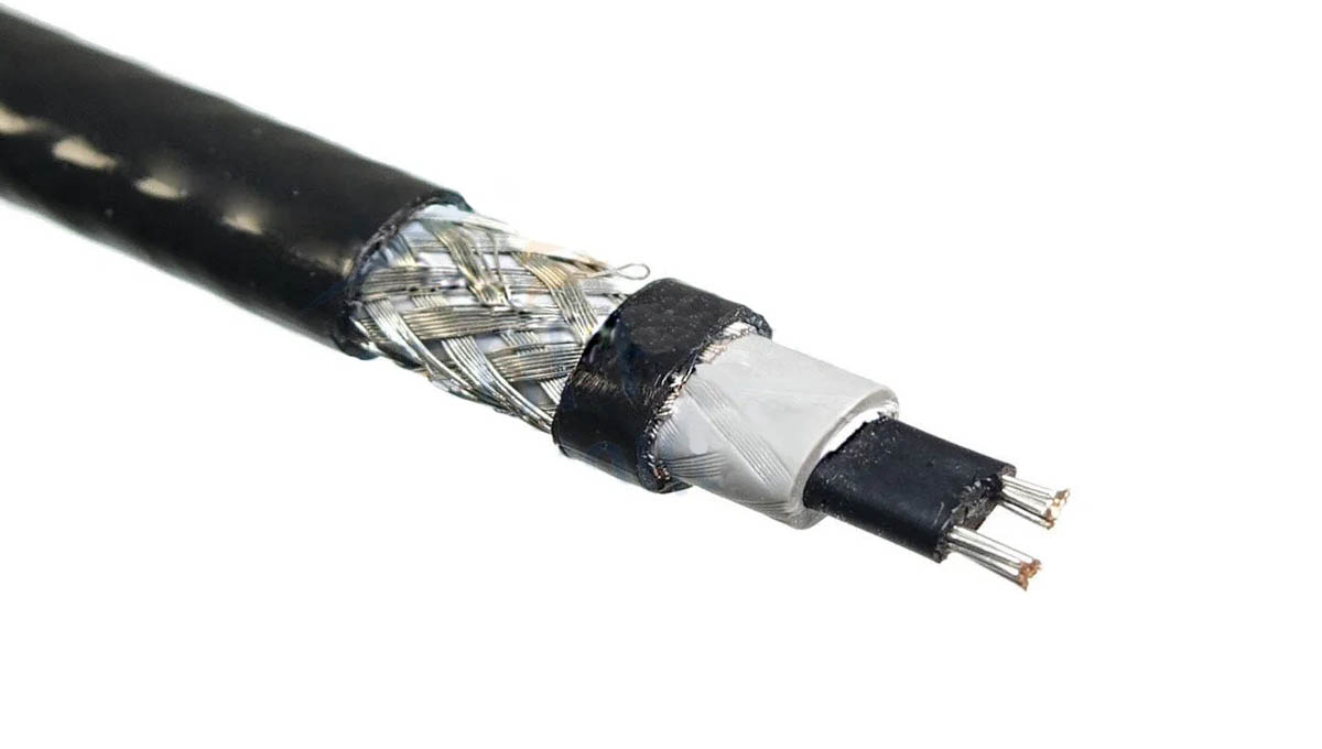 Греющий кабель саморегулирующийся 10SeDS2-CF HeatUp для питьевой воды, внутри труб